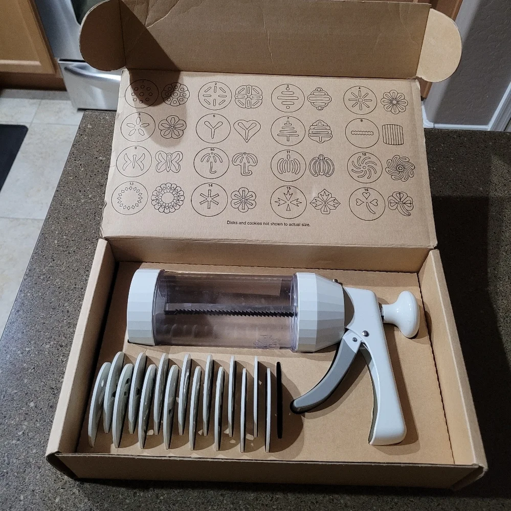 Pampered‎ Chef Cookie Press